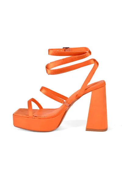 01-4214 Chunky strappy Sandal*