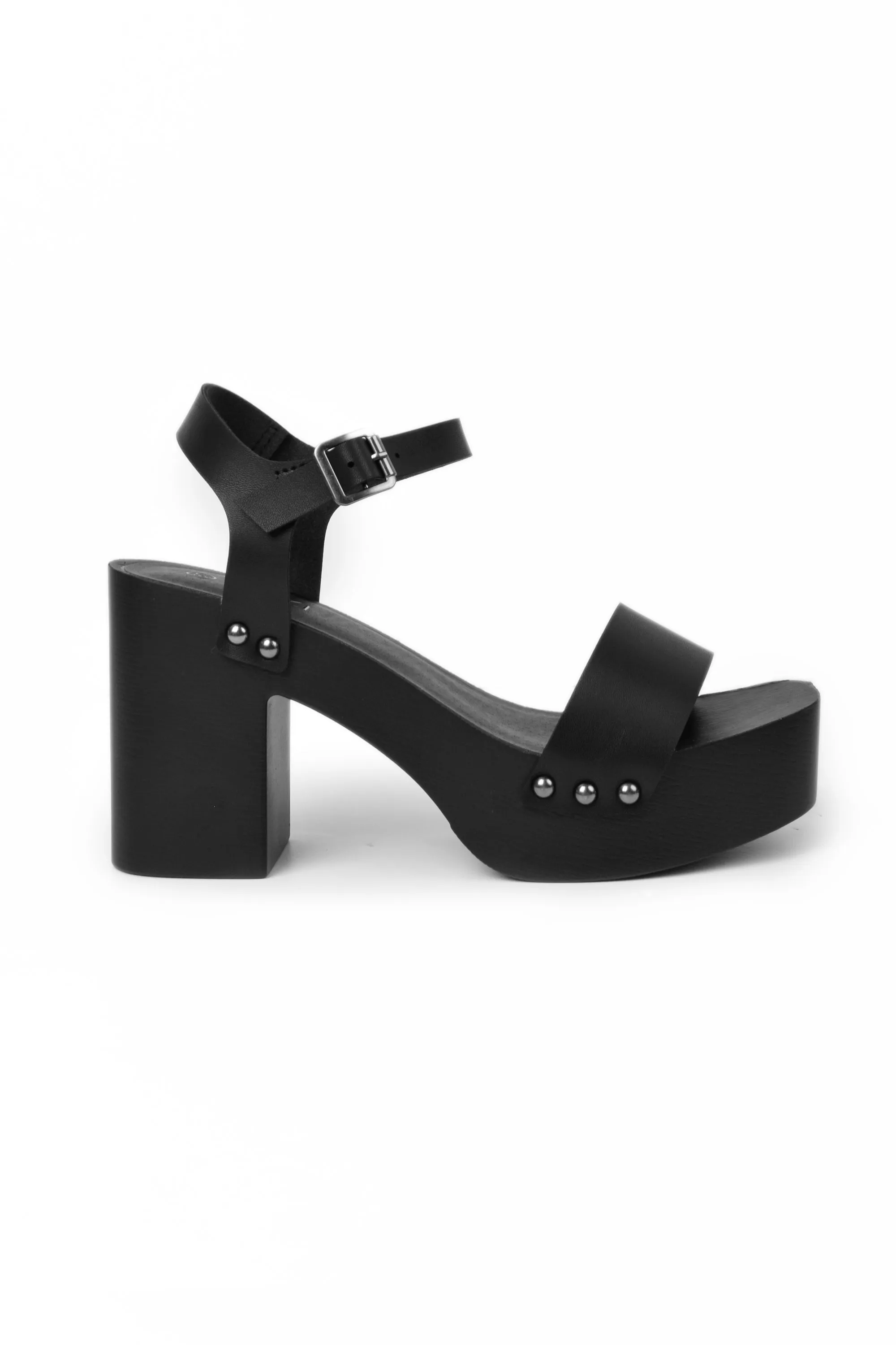 01-4740 Hesse Wood Heel Sandal